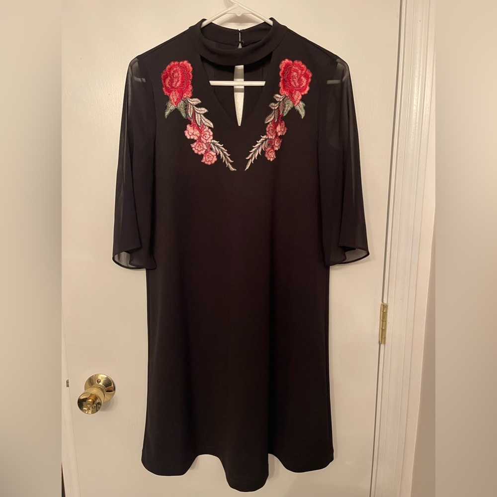 Elegant flowy black cocktail dress with rose embroidery size 4